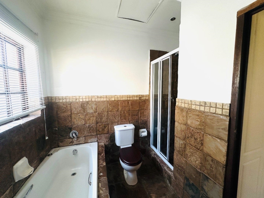 To Let 3 Bedroom Property for Rent in Noordwyk Gauteng