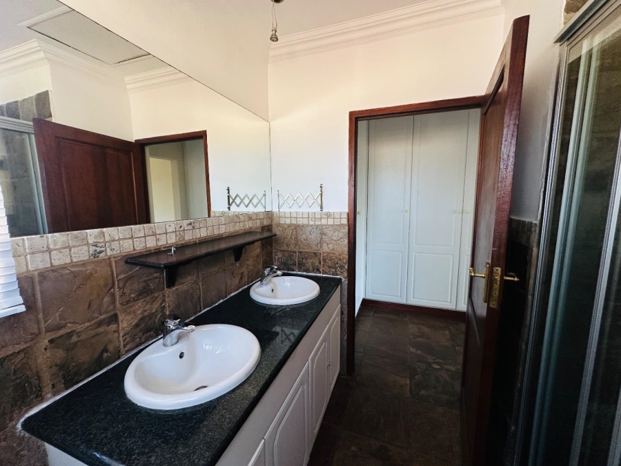 To Let 3 Bedroom Property for Rent in Noordwyk Gauteng
