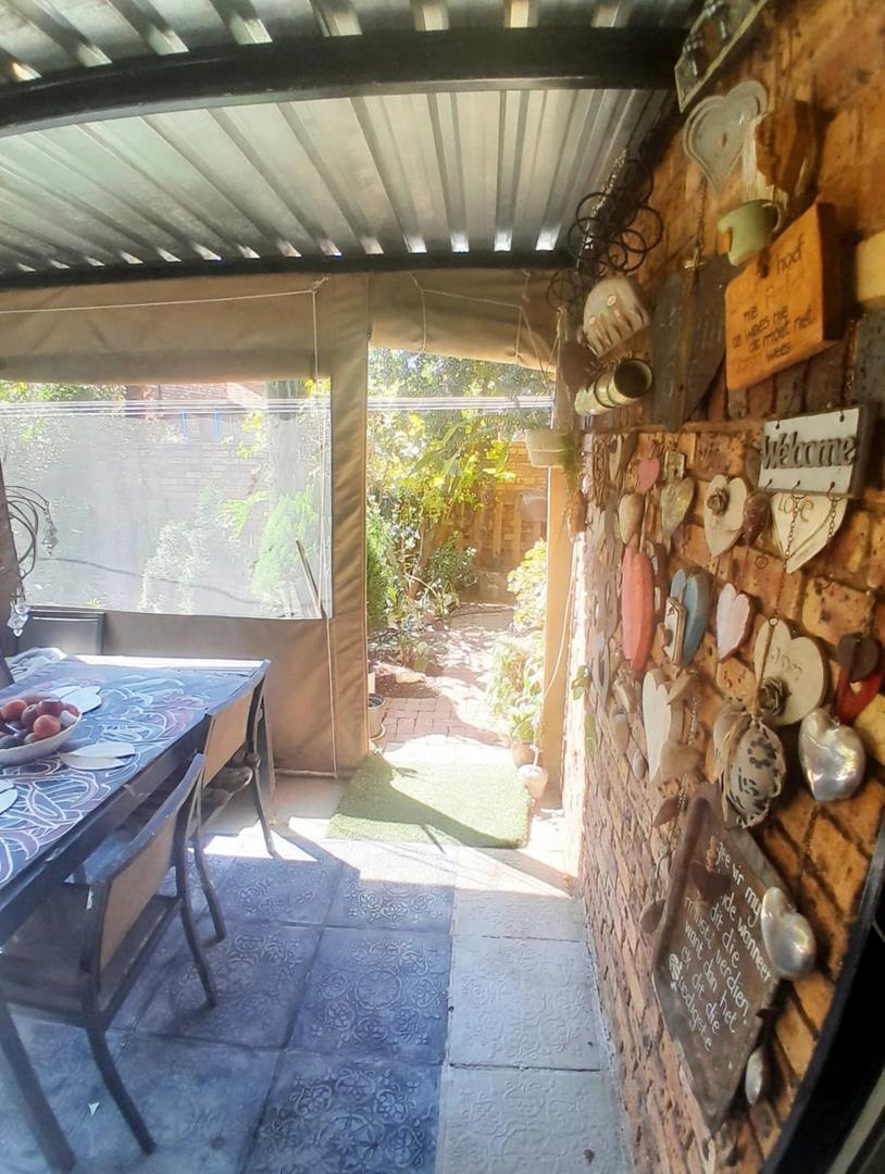 3 Bedroom Property for Sale in Highveld Gauteng