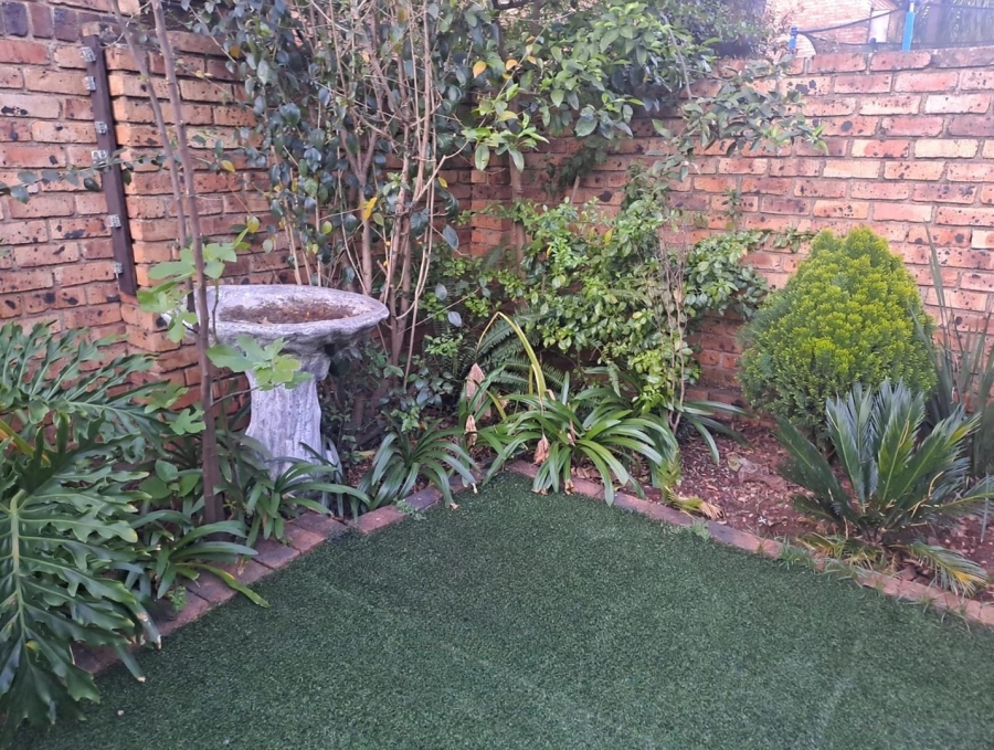 3 Bedroom Property for Sale in Highveld Gauteng