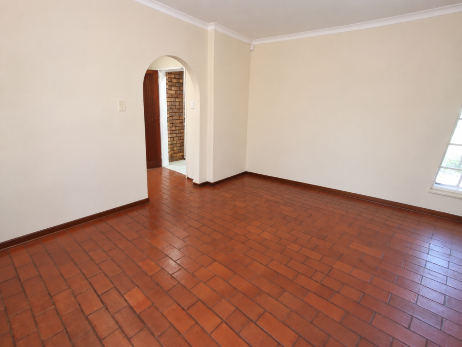 5 Bedroom Property for Sale in Rooihuiskraal North Gauteng