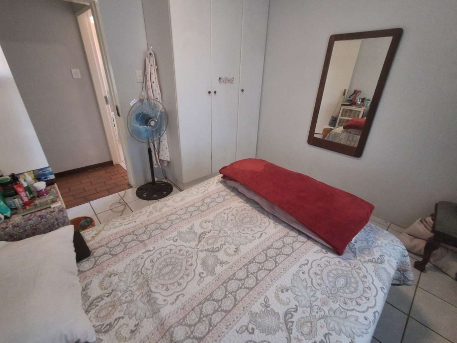 5 Bedroom Property for Sale in Rooihuiskraal North Gauteng
