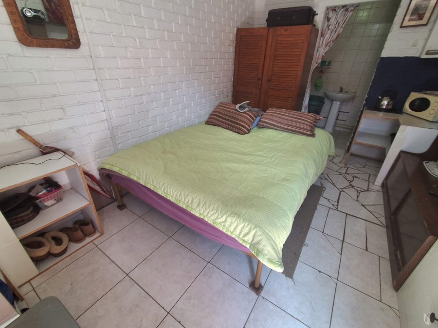 5 Bedroom Property for Sale in Rooihuiskraal North Gauteng