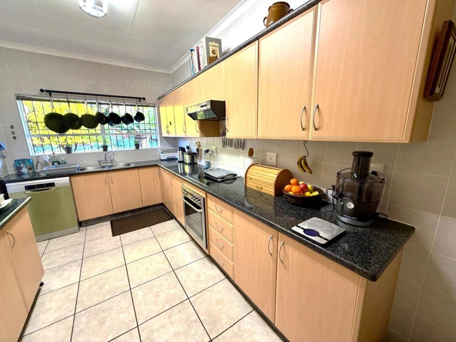 3 Bedroom Property for Sale in Faerie Glen Gauteng