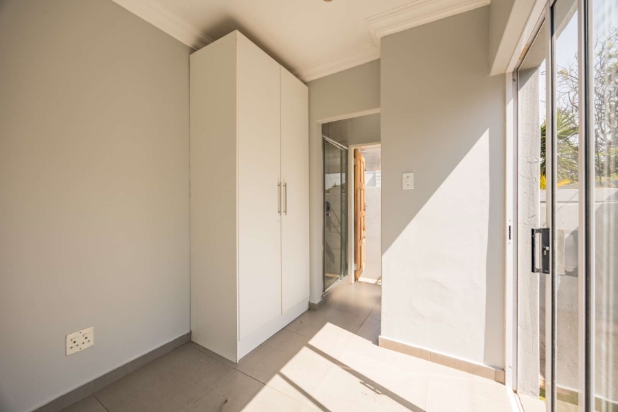 To Let 4 Bedroom Property for Rent in Waterkloof Ridge Gauteng