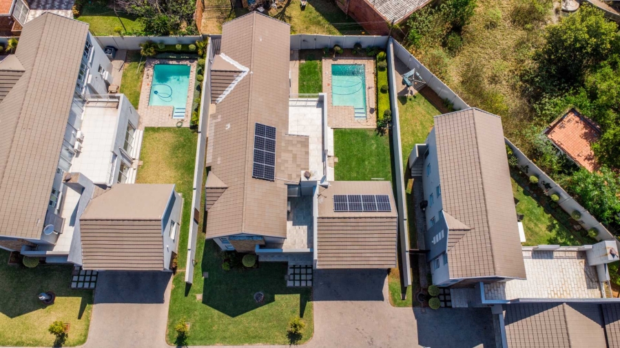 To Let 4 Bedroom Property for Rent in Waterkloof Ridge Gauteng