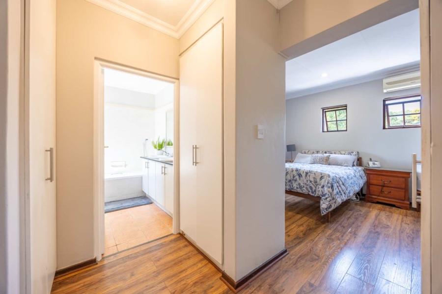 4 Bedroom Property for Sale in Faerie Glen Gauteng