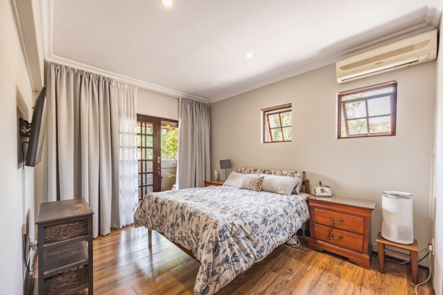 4 Bedroom Property for Sale in Faerie Glen Gauteng