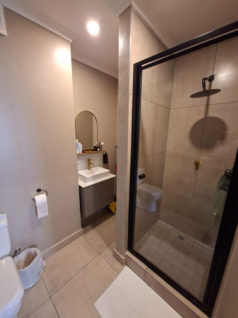 To Let 1 Bedroom Property for Rent in Sandown Gauteng