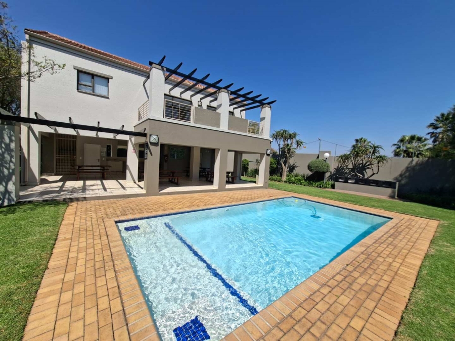To Let 1 Bedroom Property for Rent in Magaliessig Gauteng