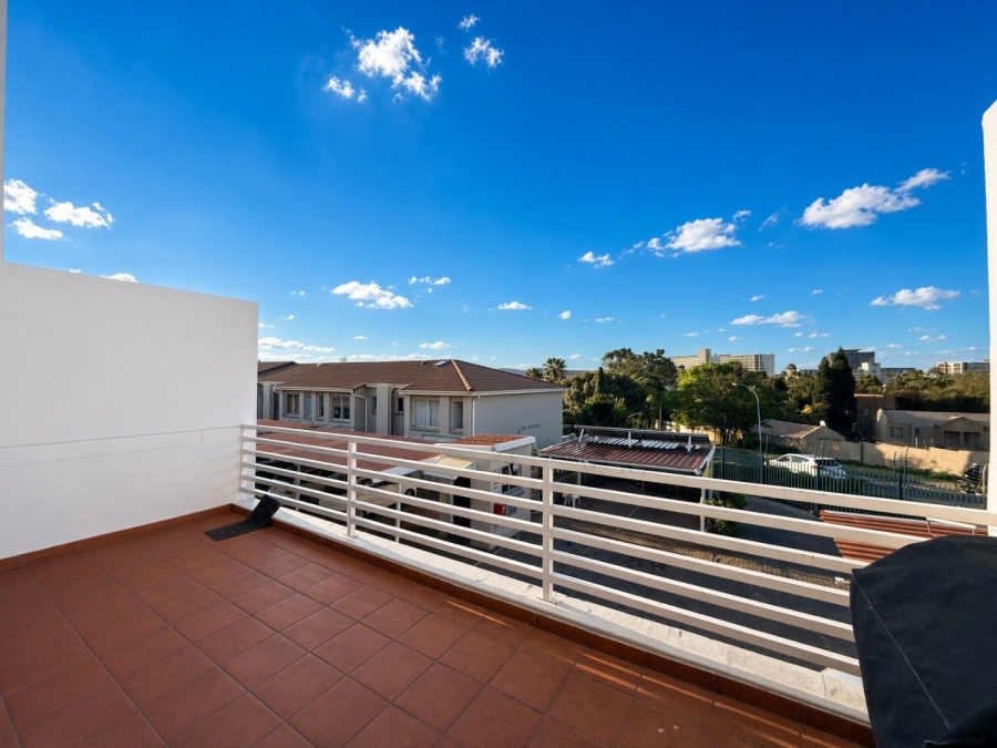 To Let 3 Bedroom Property for Rent in Bedfordview Gauteng