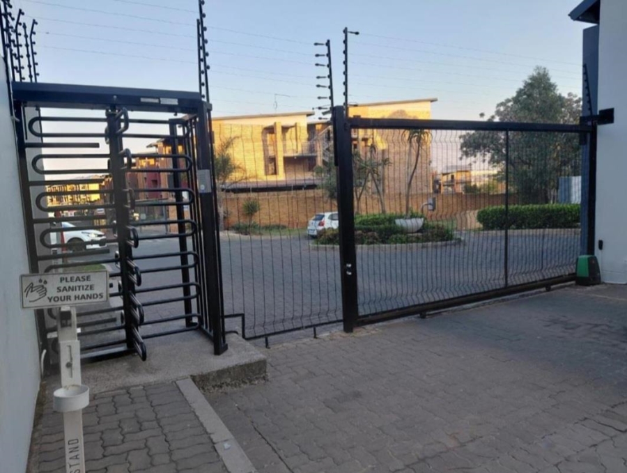 2 Bedroom Property for Sale in Carlswald Gauteng