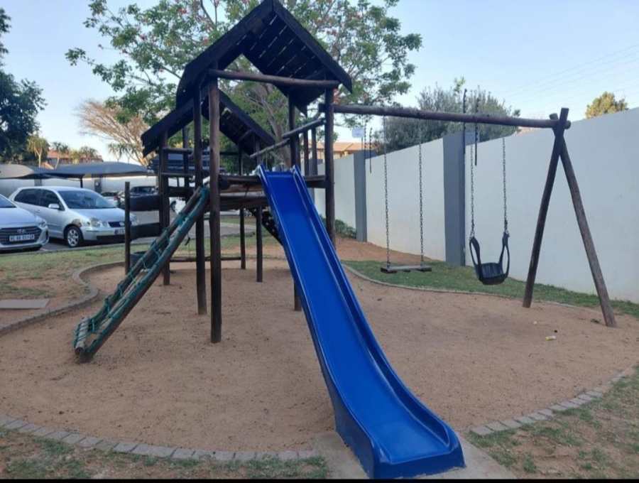 2 Bedroom Property for Sale in Carlswald Gauteng