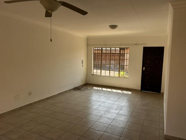 To Let 3 Bedroom Property for Rent in New Redruth Gauteng