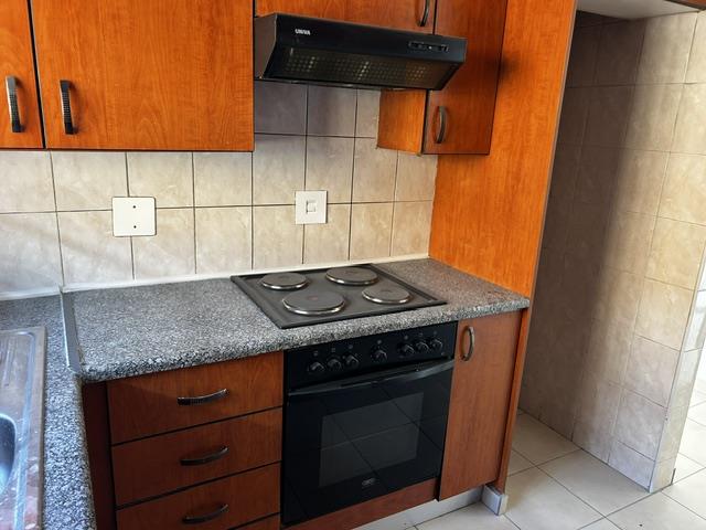 To Let 3 Bedroom Property for Rent in New Redruth Gauteng