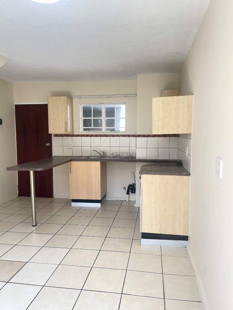 To Let 1 Bedroom Property for Rent in Sunnyside Gauteng