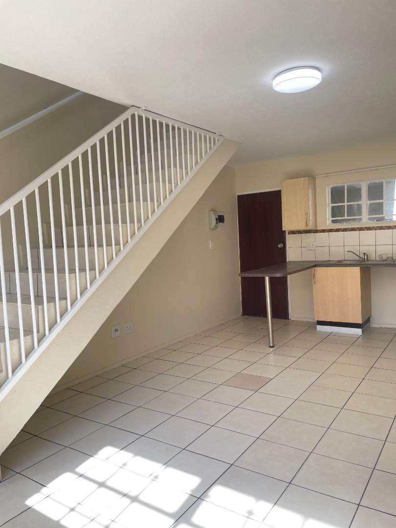 To Let 1 Bedroom Property for Rent in Sunnyside Gauteng