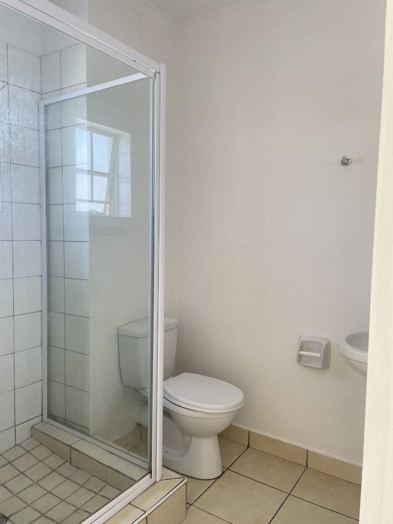 To Let 1 Bedroom Property for Rent in Sunnyside Gauteng