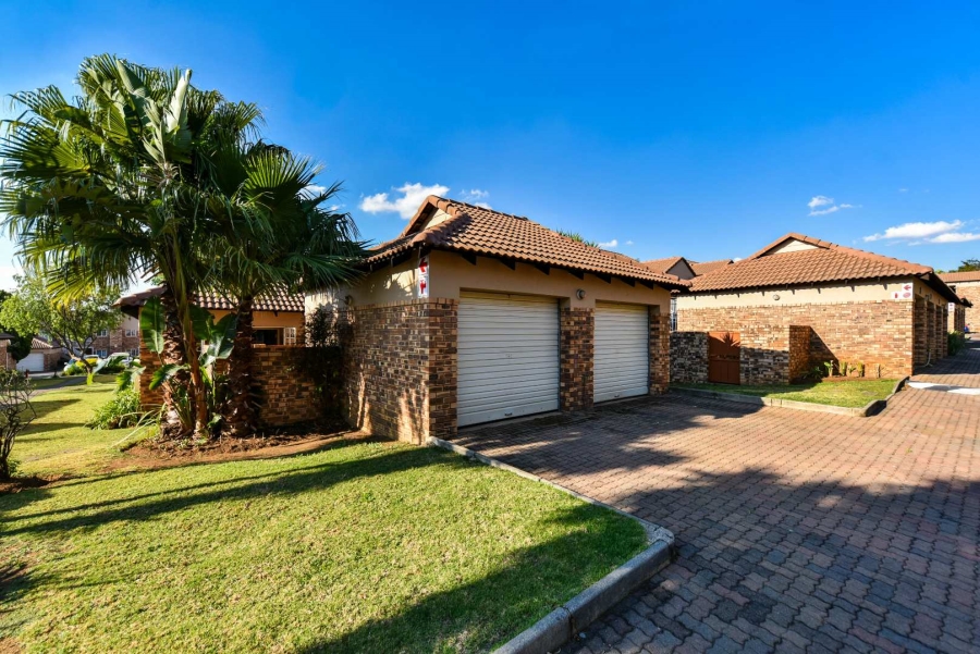 3 Bedroom Property for Sale in Moreleta Park Gauteng