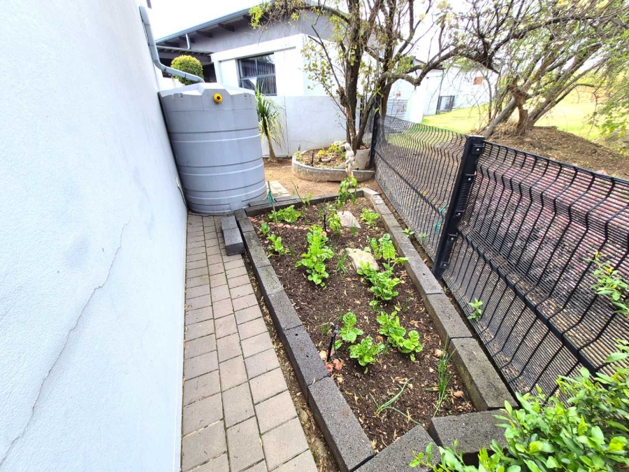 To Let 3 Bedroom Property for Rent in Honeydew Gauteng