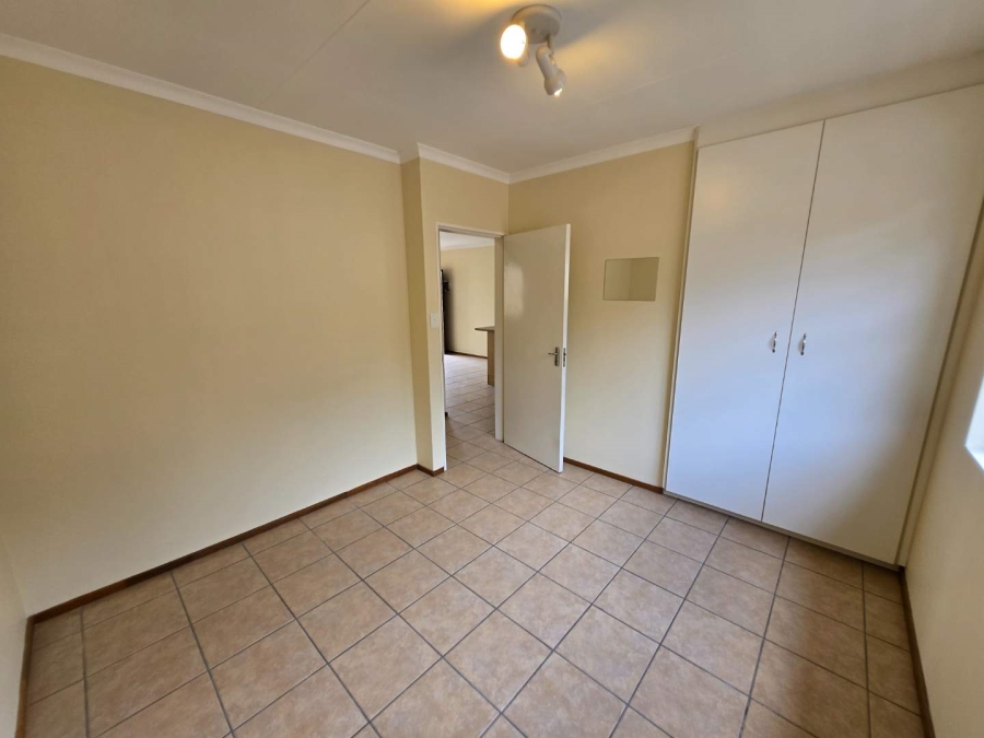 To Let 2 Bedroom Property for Rent in Noordhang Gauteng