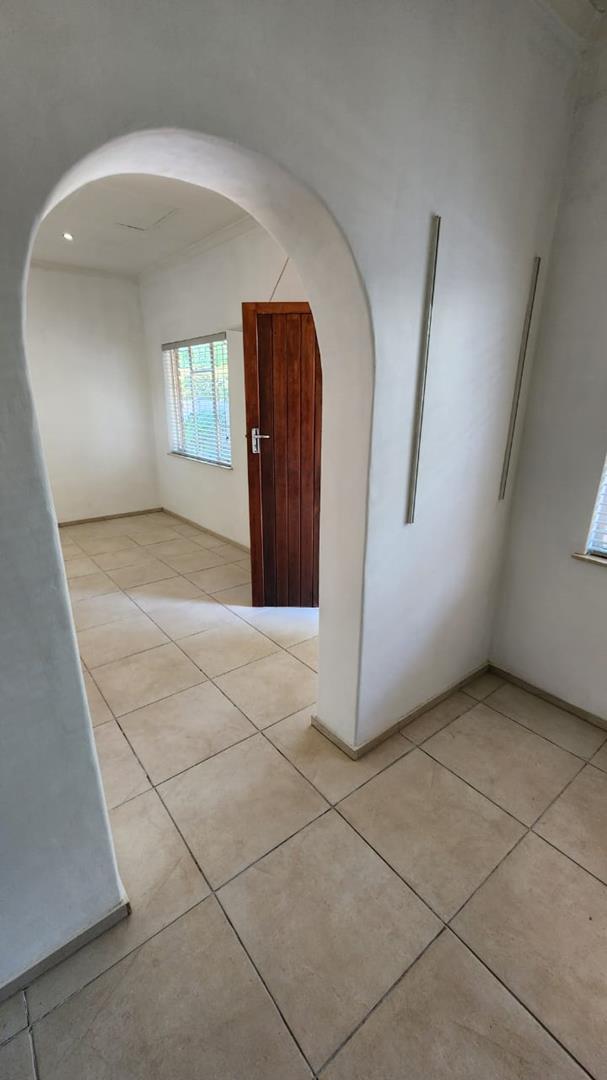 1 Bedroom Property for Sale in Eldoraigne Gauteng