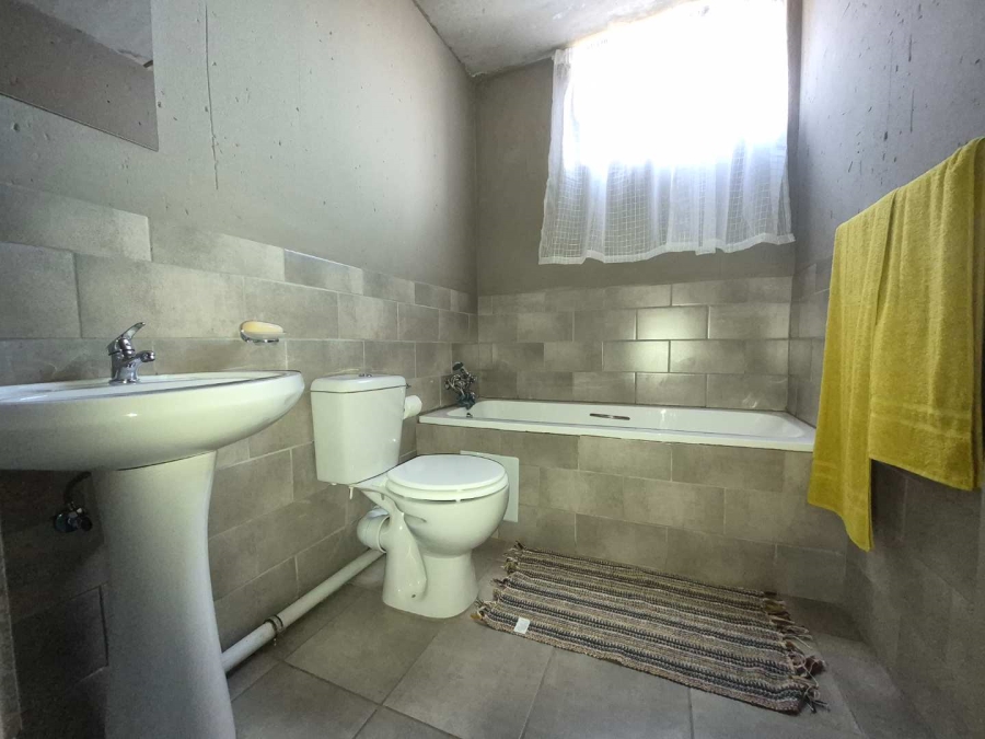 To Let 2 Bedroom Property for Rent in Daggafontein Gauteng
