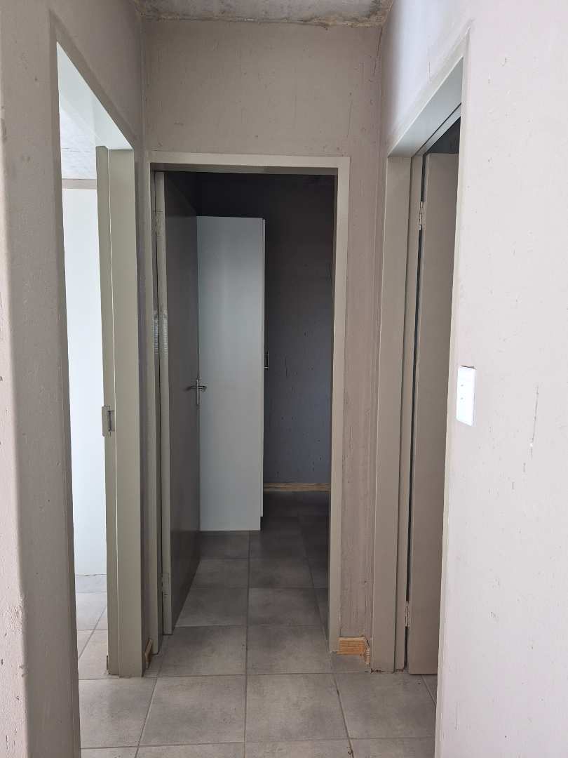 1 Bedroom Property for Sale in Daggafontein Gauteng