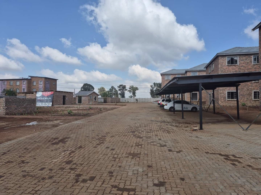 1 Bedroom Property for Sale in Daggafontein Gauteng