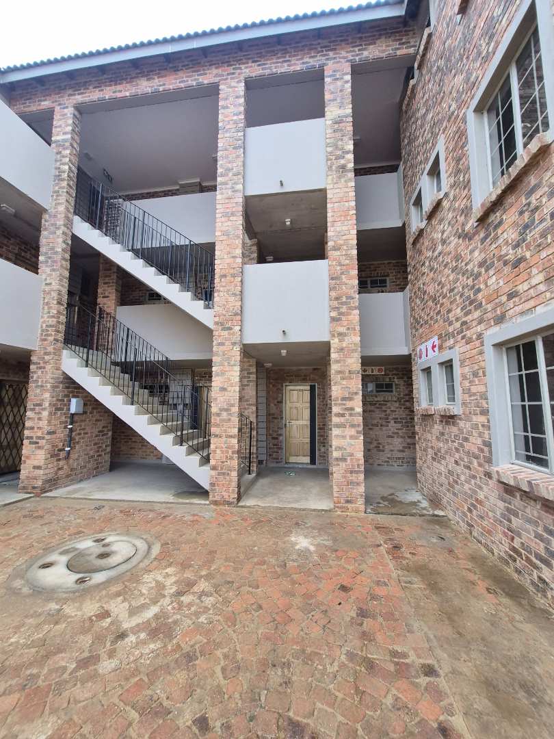 1 Bedroom Property for Sale in Daggafontein Gauteng
