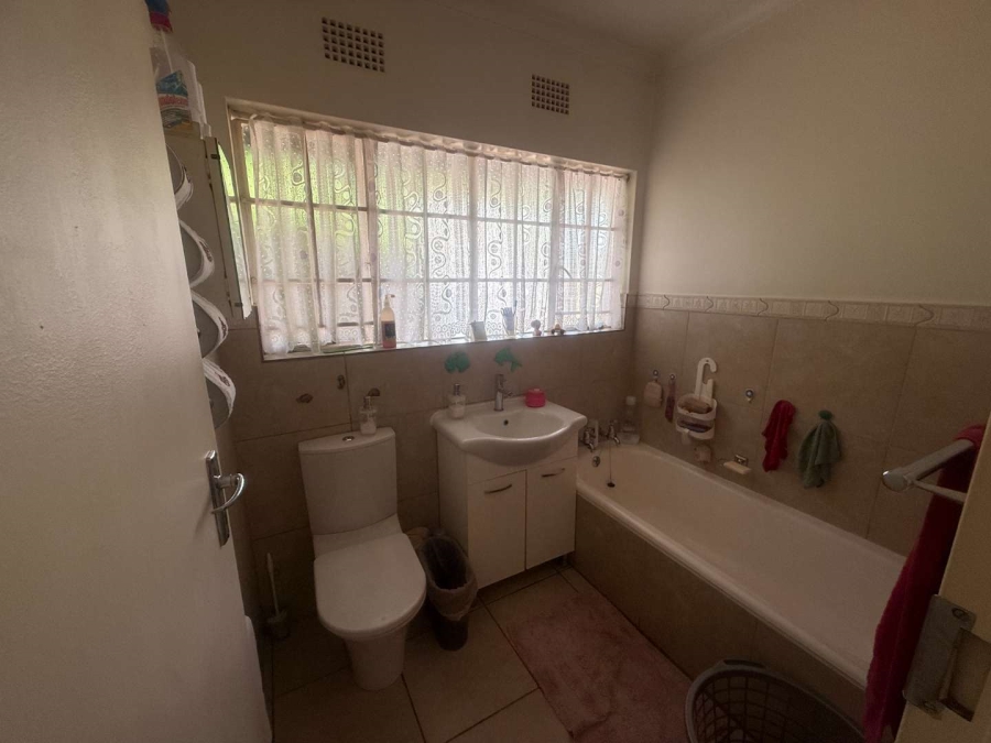 3 Bedroom Property for Sale in Rondebult Gauteng