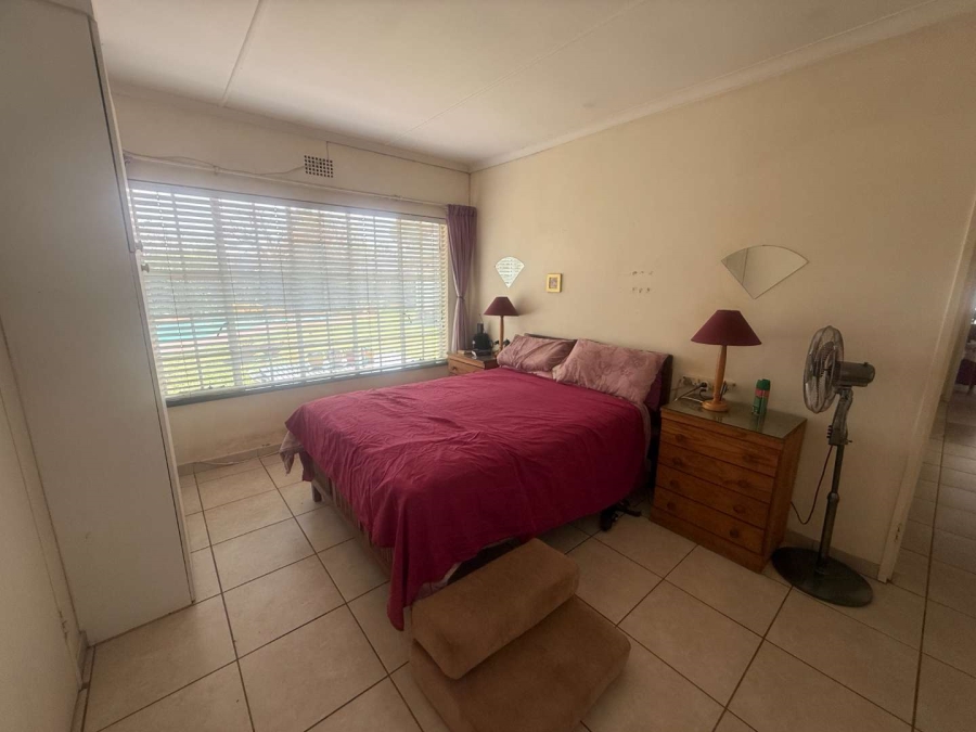 3 Bedroom Property for Sale in Rondebult Gauteng
