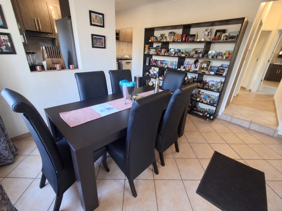 4 Bedroom Property for Sale in Amberfield Gauteng