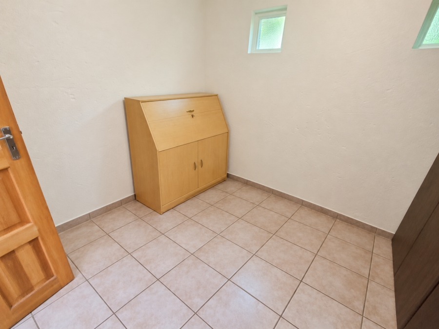 4 Bedroom Property for Sale in Amberfield Gauteng