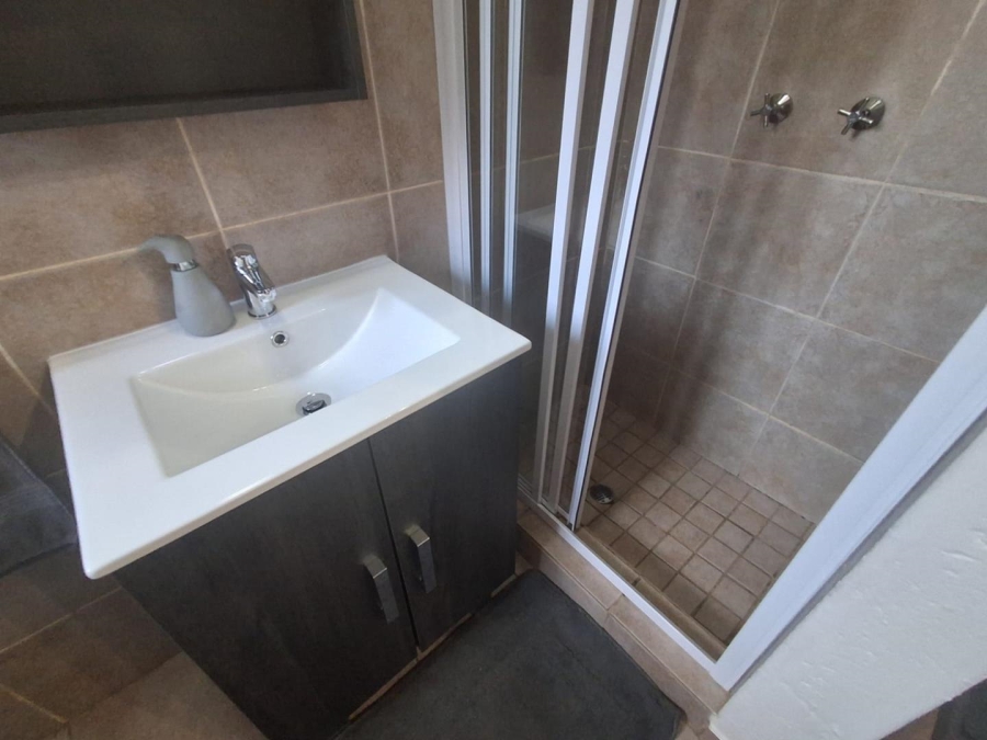 4 Bedroom Property for Sale in Amberfield Gauteng