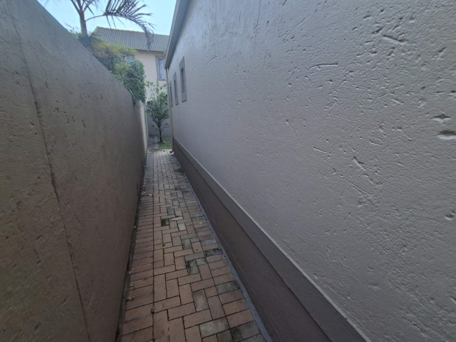 4 Bedroom Property for Sale in Amberfield Gauteng
