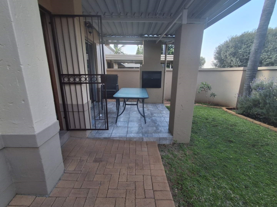 4 Bedroom Property for Sale in Amberfield Gauteng