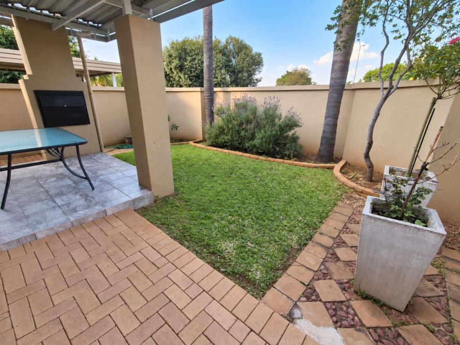 4 Bedroom Property for Sale in Amberfield Gauteng