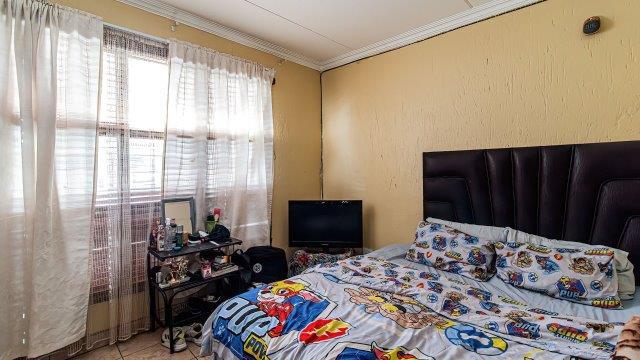 3 Bedroom Property for Sale in Mulbarton Gauteng