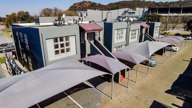 3 Bedroom Property for Sale in Mulbarton Gauteng