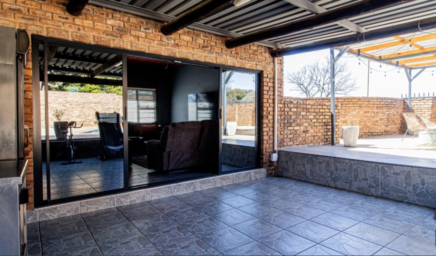 3 Bedroom Property for Sale in Elandspark Gauteng