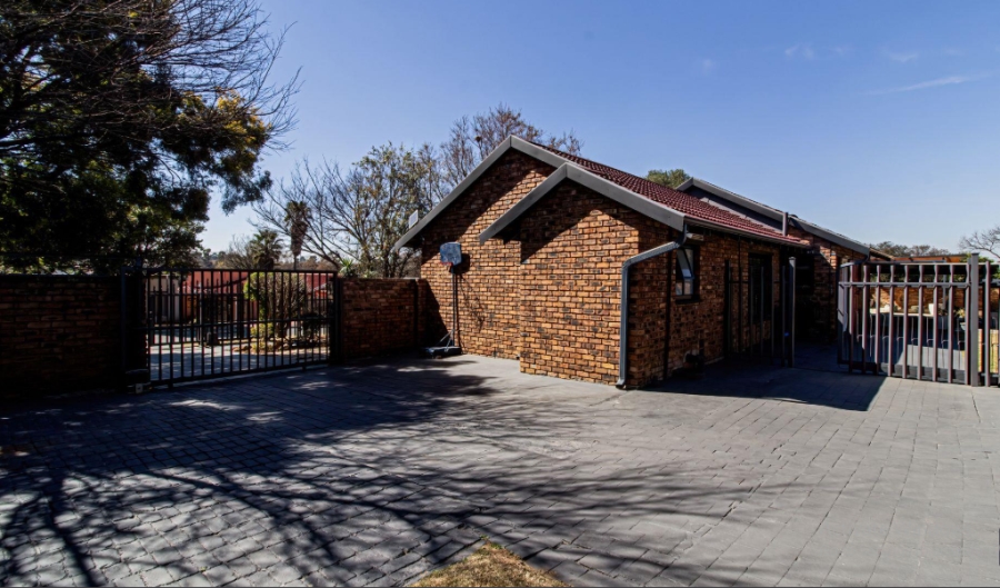 3 Bedroom Property for Sale in Elandspark Gauteng