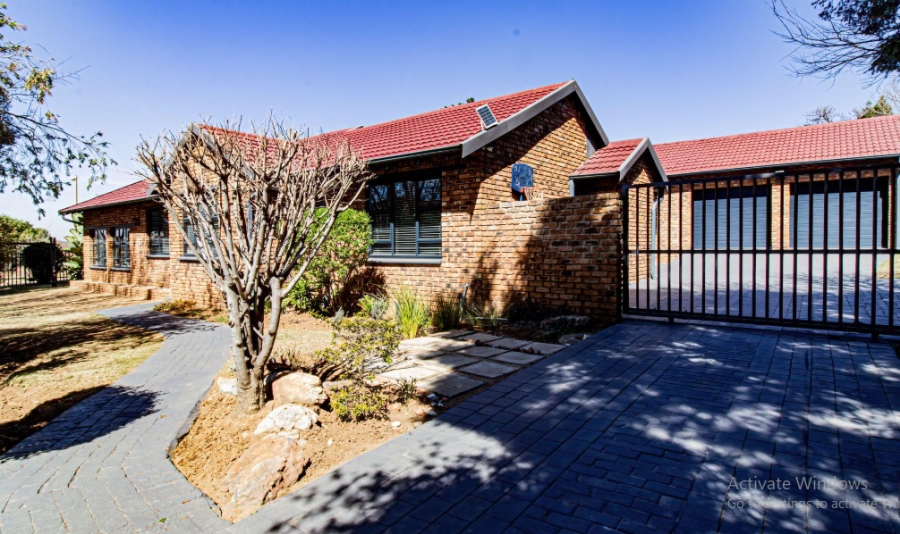 3 Bedroom Property for Sale in Elandspark Gauteng