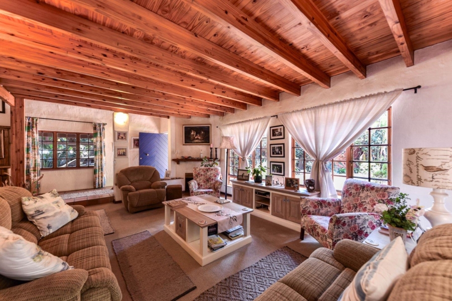 4 Bedroom Property for Sale in Faerie Glen Gauteng