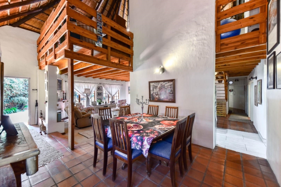 4 Bedroom Property for Sale in Faerie Glen Gauteng