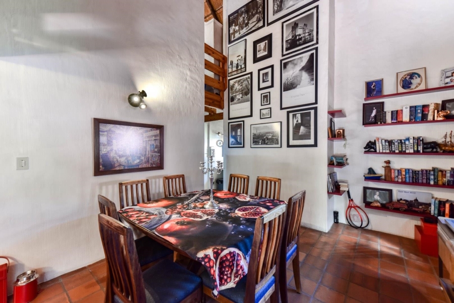 4 Bedroom Property for Sale in Faerie Glen Gauteng