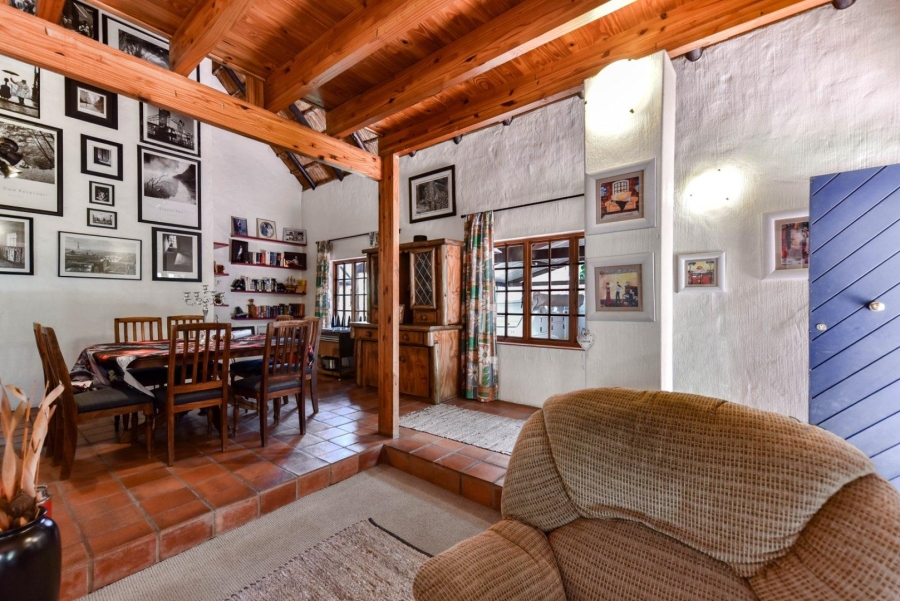 4 Bedroom Property for Sale in Faerie Glen Gauteng