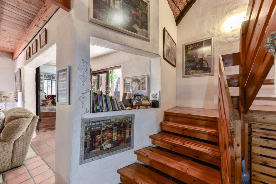4 Bedroom Property for Sale in Faerie Glen Gauteng