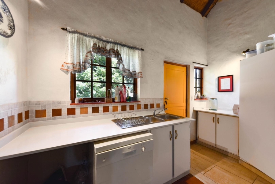 4 Bedroom Property for Sale in Faerie Glen Gauteng