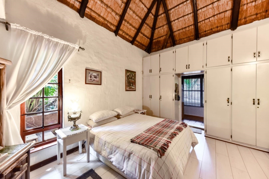 4 Bedroom Property for Sale in Faerie Glen Gauteng